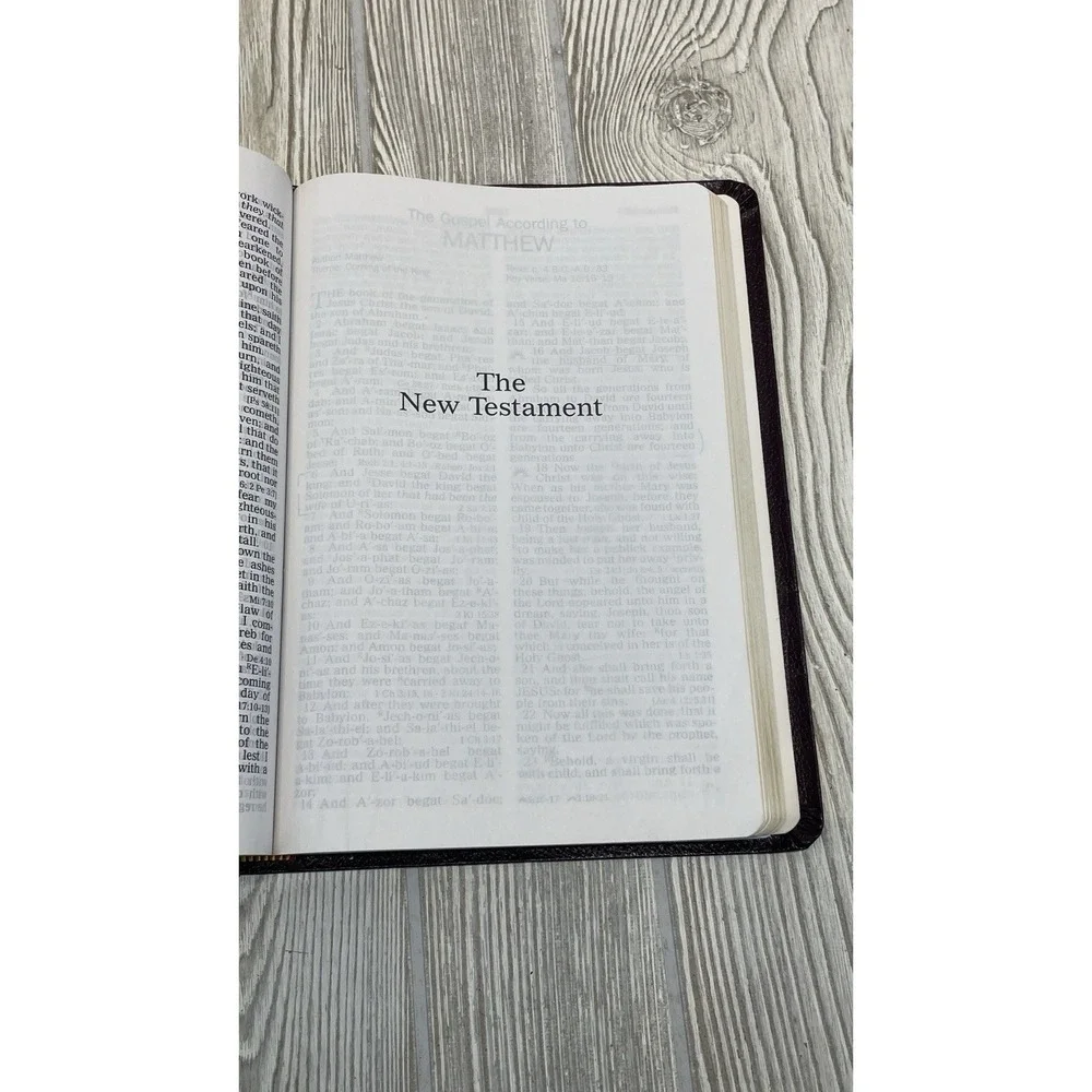 World Holy Bible KJV Giant Print Reference Red Letter Burgundy Bonded Leather
